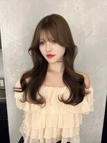 ヴェイナゴヤ(VEYY. nagoya) オリーブグレージュ/ブリーチなし/前髪/顔まわりカット/透明感