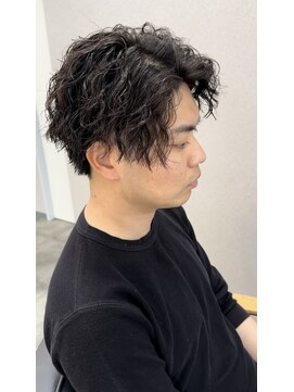 ウユ(uhyu) ツイストパーマ