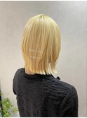 ブロンドカラー×ウルフカット
