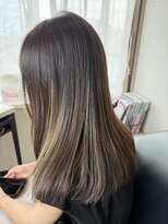 コアフィールフィス(COIFFURE fils) 新規お得クーポンあり【見附 今町】ロングハイライトヘア