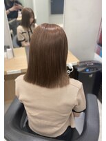 イリ 梅田(ili) マロンブラウン