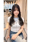 顔まわりのレイヤーで垢抜ける、韓国美人ヘア