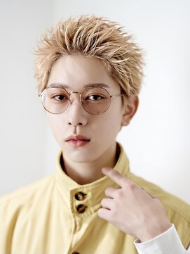 オーシャントーキョーウエスト 心斎橋 (OCEAN TOKYO WEST) 刈り上げなしアップバングビジネスヘアスパイキーショート