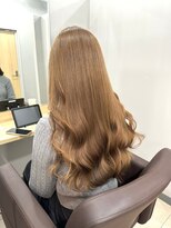 カミエ(kamie)&nbsp;ベージュロング×トリートメントで叶う艶感のある大人ヘア