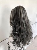 シルバーホワイト