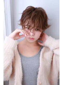 ネオリーブ クーロ(Neolive curro) ＊ハイライトたっぷりシナモンベージュカラー＊