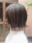 ミニボブ  外はねスタイル  立体感ハイライト