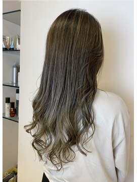 チアー(Cheer) バレイヤージュ