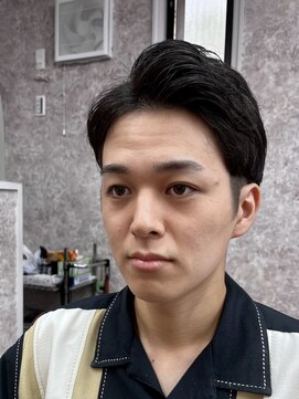 ヘアサロン シュウ 【戸田公園5分/メンズバーバー】ツーブロック刈り上げ