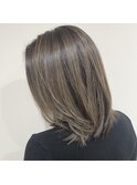 ミディアム×白髪ぼかしハイライト
