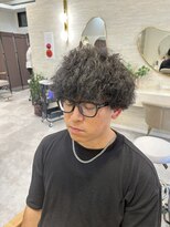 ラビス クローバー(Lovis clover) ツイストスパイラルパーマ♪あゆむ