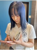 ネイビーブルー