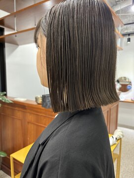 カリネバイフィエル(CALINER by Fier) 西梅田駅 / ◎ヘイリーボブ◎