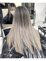 プティ(PUTY)&nbsp;神戸三宮　ハイライト　バレイヤージュ