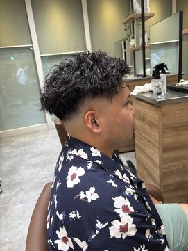 ブランシェ JR勝川駅前店 フェード×ツイスパ