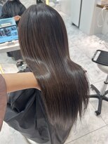 ロンドルピナス 小倉(Lond Lupinus) ミディアムヘア暗めカラー/デザインカラー/フェイスフレーミング