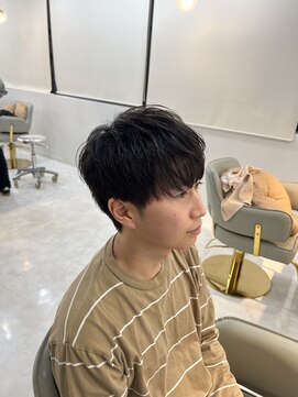 マリアバイアフロート(Maria by AFLOAT) マッシュウルフ/ハイトーン/中性ウルフ/地雷系/ラウンドマッシュ