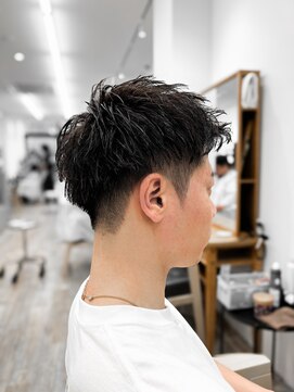 セイドット フクオカ(Say.FUKUOKA) 天神大名ツーブロック刈り上げアップバングスパイキーショート