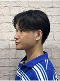 ナチュラルなセンターパートスタイル
