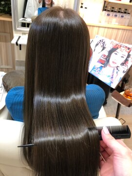 トゥーリ 二日市店(tuuli) 二日市☆美容室☆ 髪質改善ヘアエステ★サラサラヘアー