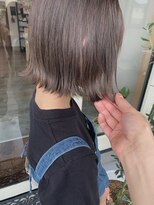 ヘアー アトリエ アンジー(Hair Atelier Angee)&nbsp;グレージュカラーの切りっぱなしボブ