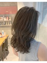 アイディール 心斎橋店(:ideal)&nbsp;20代30代40代☆カーキアッシュ☆セミロングおとなっぽレイヤー☆