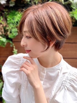 ヘアーデザイン ミヤビ 広尾(HAIR DESIGN MIYABI) くびれショート×ペールベージュ