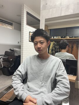 シンバイアドゥーノ(SHIN by adn) スパイキーショート