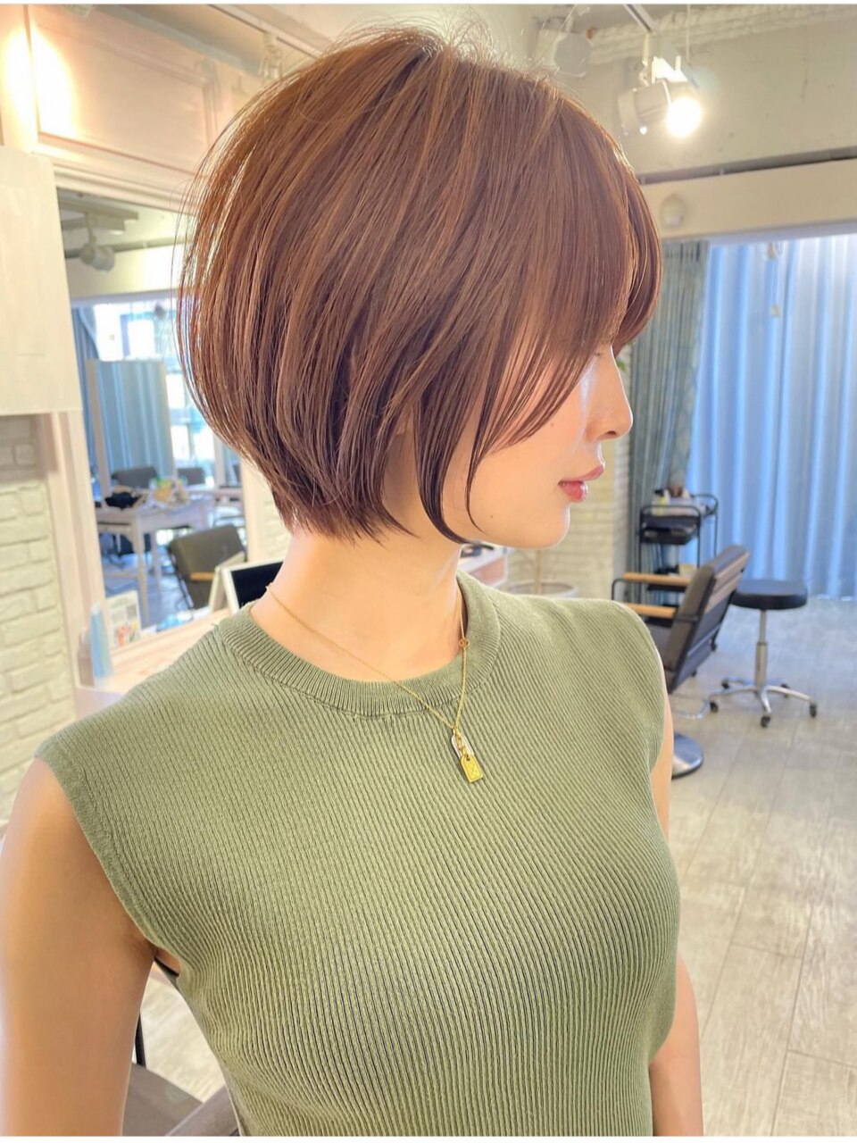 人毛100% ショートボブスタイル　ブラウン　未使用 人毛100% ショートボブスタイル ブラウン 未使用
