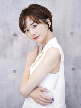 アイスバーグ(eyesburg) 20代30代40代マッシュパーマ前髪ありオリーブベージュ髪質改善