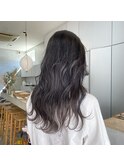 【秋冬カラー☆毛先のブリーチを活かしたスモーキーなグレー！】