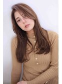 オリーブカラー大人かわいい小顔セミウェットストレート