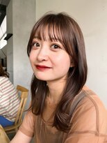 フェミニンくびれレイヤーミディ 似合わせ顔周りカット顔まわり