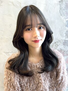 アフロート ルヴア(AFLOAT RUVUA) 小顔バング顔まわりレイヤー韓国風くびれヘア/オリーブベージュ