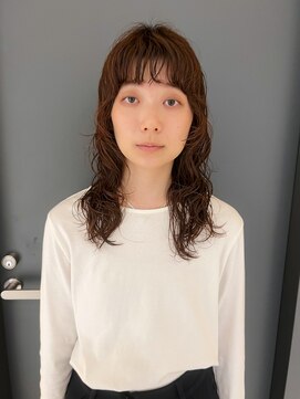 キヴィ(kivi) ミディアムウェーブパーマ