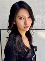 ディオ アンド ルーチェ(Dio&Luce)&nbsp;静けさと色気をまとった大人レイヤー