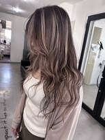 キング 心斎橋店(K!ng) ハイライトカラーミルクティーベージュレイヤーカット