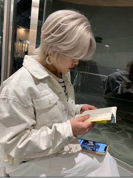 テラ 仙台(Tera) ホワイトカラー ペールベージュ ホワイトベージュ