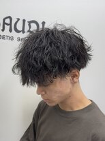 メンズサロン ガウディ 三宮店(men's salon Gaudi)&nbsp;刈り上げツーブロックマッシュ×縦落ちツイストスパイラルパーマ
