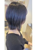 イズン(Idunn) くびれミディアムウルフ