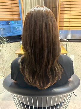 ヘアリゾート粋 トゥジュ 池袋東口店(tujuh) 透明感ブラウンベージュ/レイヤーカット/艶髪