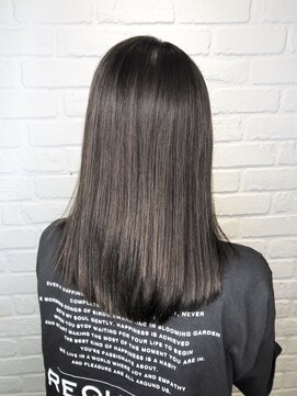 デイジー インデックスヘア 大島店(DAISY index hair) 耳かけ 毛先パーマ イメチェン フォギーベージュ アッシュ