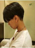 センターパートでおしゃれ先取り”コンマヘア”《札幌大通》