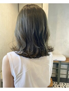 ミミ(mimi) khaki + layerstyle