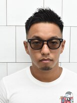 メリケンバーバーショップ コウベ(MERICAN BARBERSHOP KOBE) スキンフェード束感アップバングショート