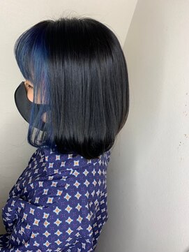 モルニ(MORNI) インナーカラー_マロンベージュ Aラインボブ かきあげ