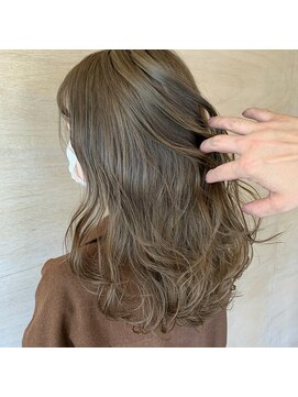 リコモ 上野御徒町(LikkleMore) シナモンフォギーベージュ｜カーキベージュ/アッシュオリーブ