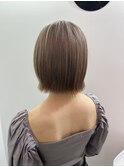 ナチュラルベージュ