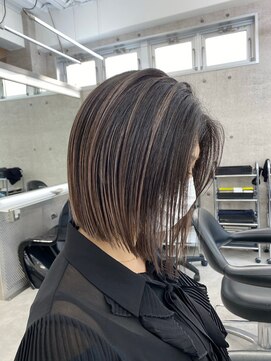 イキ 表参道(iki omotesando) モード/無造作ウェーブ/大人ガーリー[表参道駅]