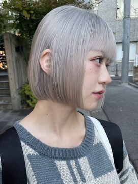 サンク 原宿 表参道(cinq) ショートボブダブルカラーハイトーンボブミルクティーベージュ
